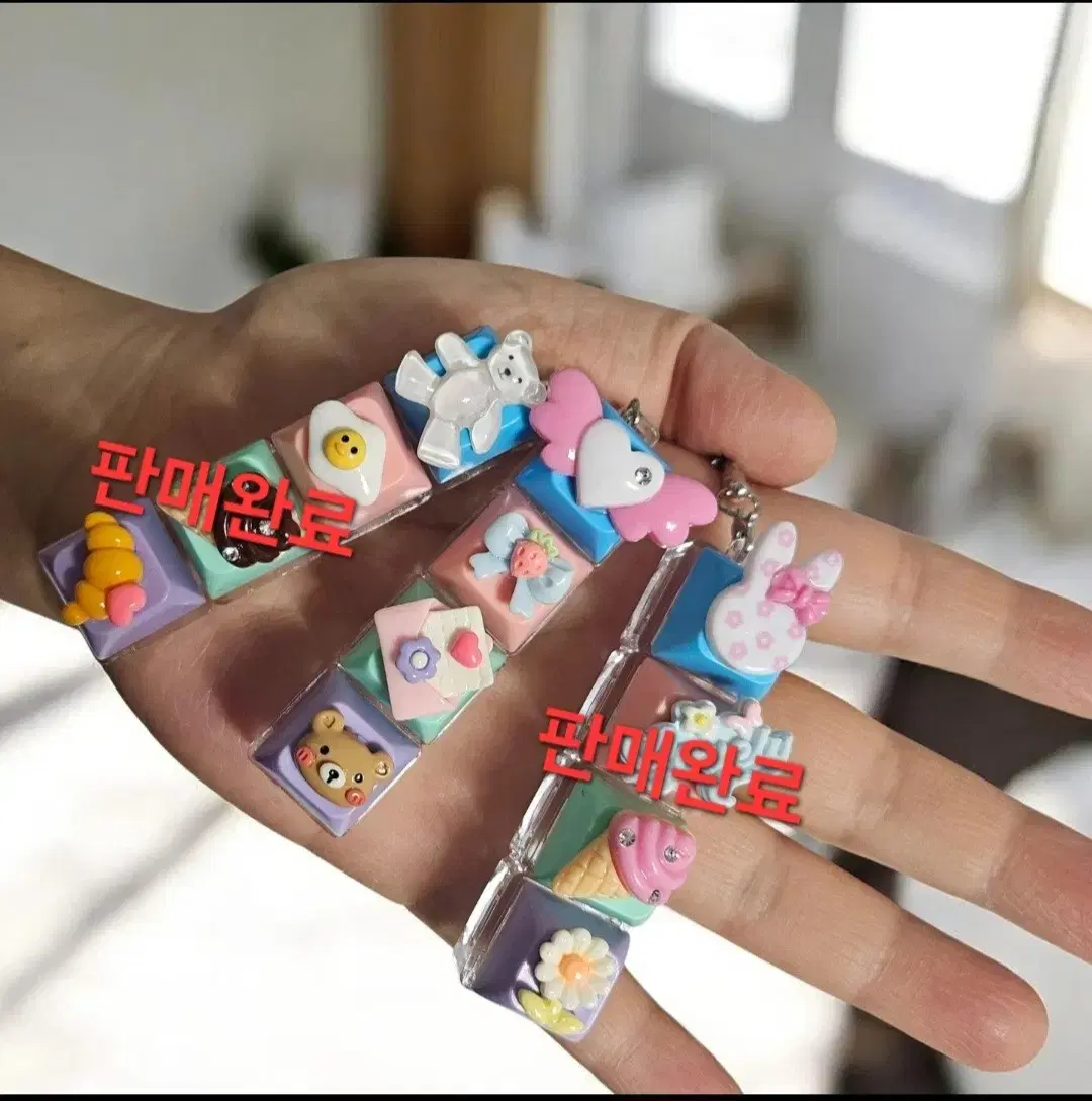 thumbnail-0